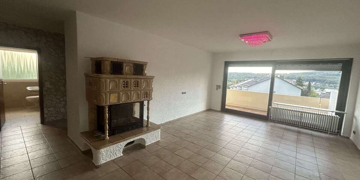 Etagenwohnung Niedernhausen - 5 Zimmer, 105 m&sup2;, 349.000&euro; | Angebot:25367515