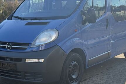 Opel Vivaro 207.000 km 4.298 &euro; Rüsselsheim 65428