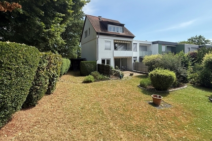 Schwalbach: Reihenendhaus mit viel Platz und großem Garten für Ihre Familie - Haus Schwalbach | Angebot:23570297