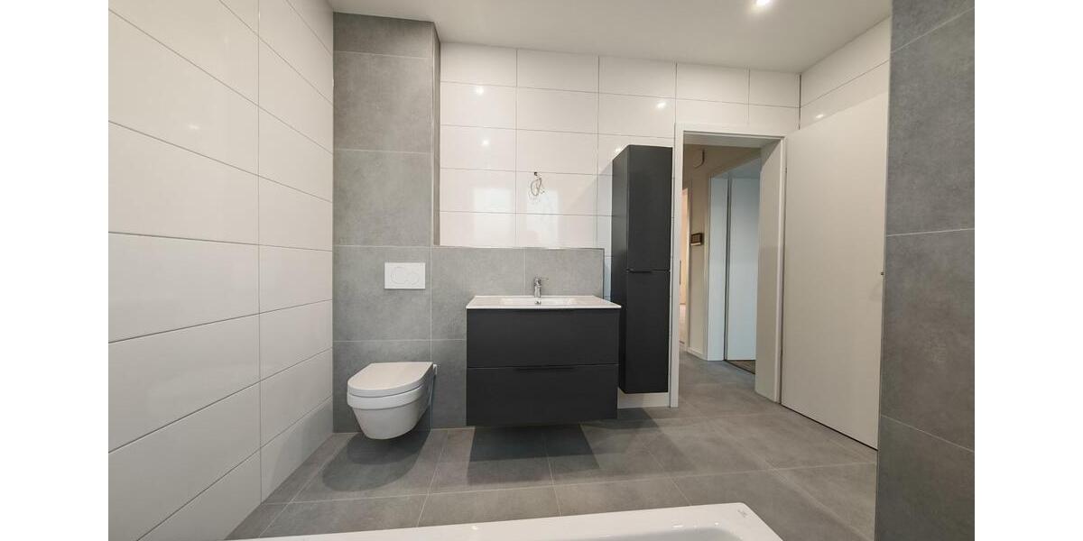 Doppelhaushälfte Hochheim am Main - 13 Zimmer, 220 m&sup2;, 1.199.000&euro; | Angebot:26415385