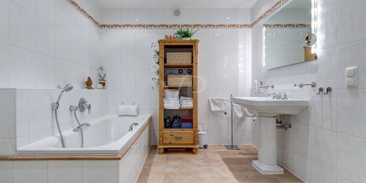 Etagenwohnung Bad Soden am Taunus Bad Soden - 4 Zimmer, 137 m&sup2;, 645.000&euro; | Angebot:25997531