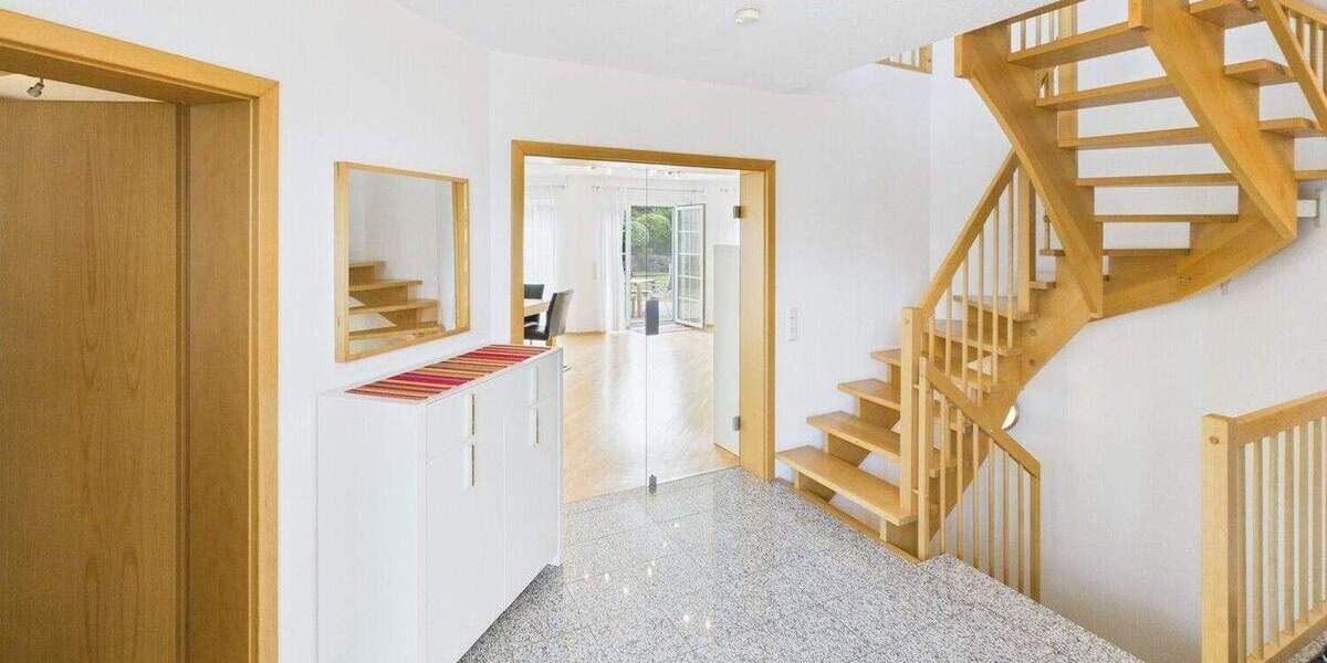 Weitläufiges und top gepflegtes Zuhause für anspruchsvolle Familien in ruhiger Lage 7 zimmer