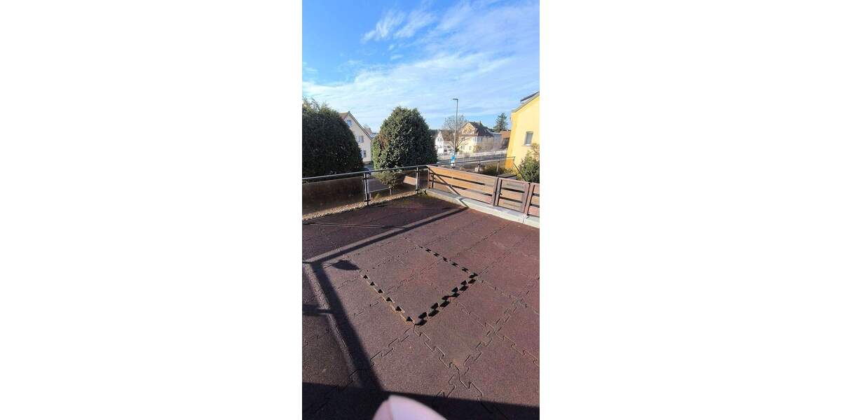 Einfamilienhaus Bischofsheim - 8 Zimmer, 170 m&sup2;, 598.000&euro; | Angebot:25043154