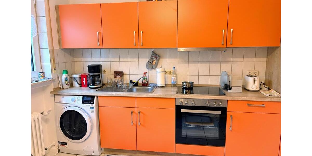 Helle, gut geschnittene 2,5-Zimmer-Wohnung mit EBK und Balkon 2.5 zimmer