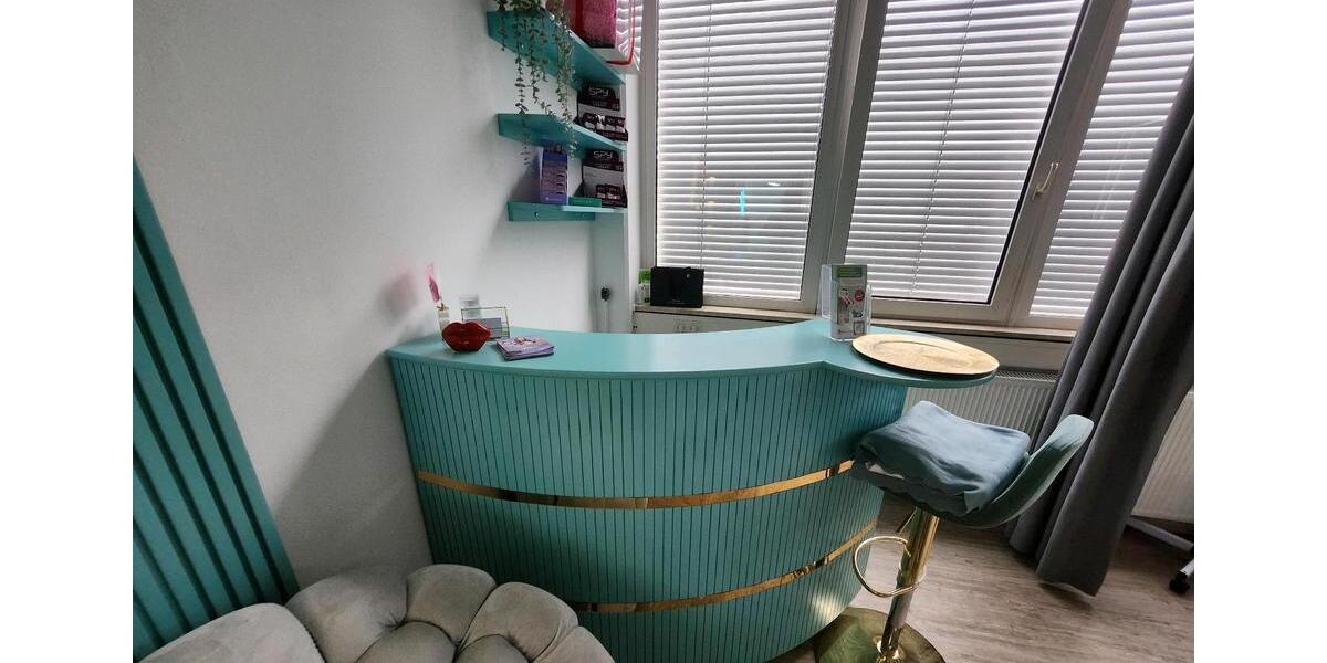 Nachmieter für Komplett eingerichtetes Beauty- & Friseurstudio – sofort starten zimmer