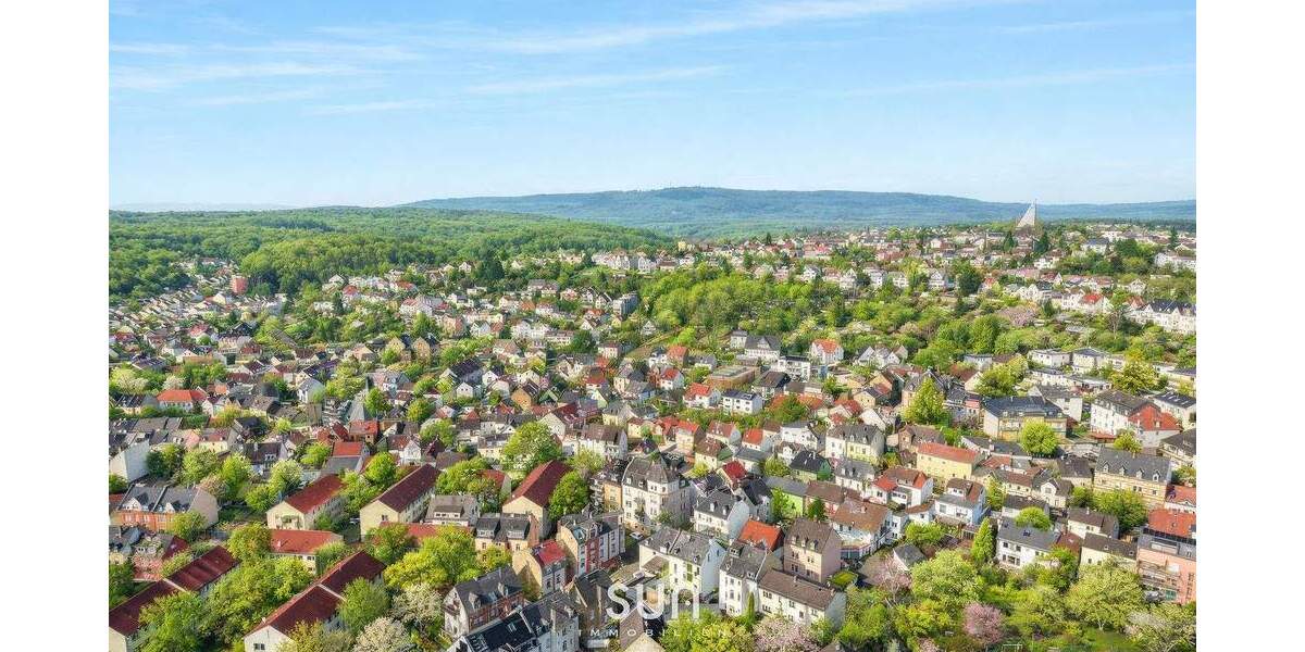 FAMILIEN(T)RAUM IN WIESBADEN - Grosszügiges Familienhaus mit Struktur und Komfort 8 zimmer