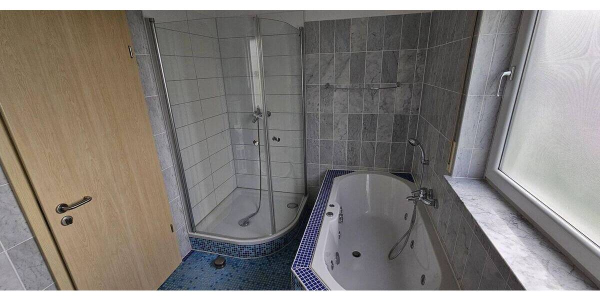 Doppelhaushälfte Taunusstein-Wehen Wehen - 6 Zimmer, 178 m&sup2;, 2.100&euro; | Angebot:26886571