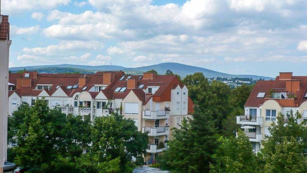 Schöne 3-Zimmerwohnung mit Kamin und Balkon