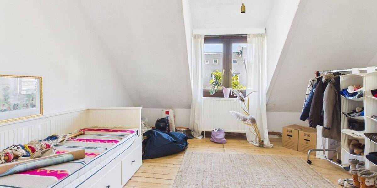 Etagenwohnung Wiesbaden Südost - 5 Zimmer, 121 m&sup2;, 529.000&euro; | Angebot:26528595