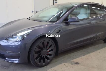 Tesla Model 3 17.310 km 33.850 &euro; Eschborn 65760