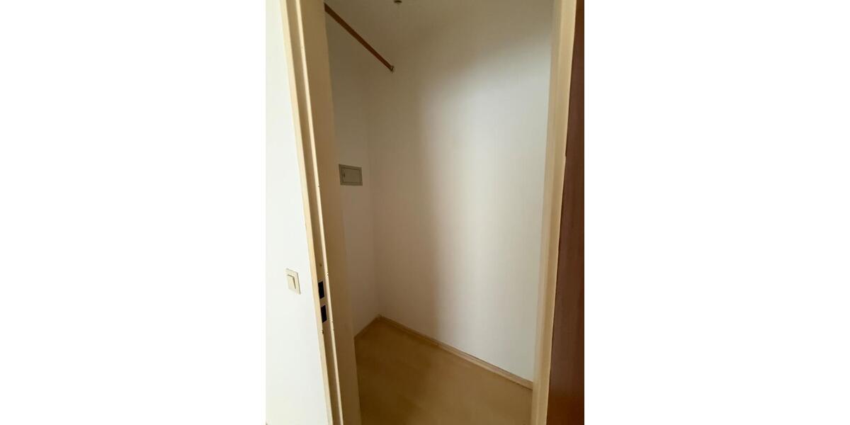 Etagenwohnung Rüsselsheim am Main - 1 Zimmer, 39 m&sup2;, 145.000&euro; | Angebot:26133722