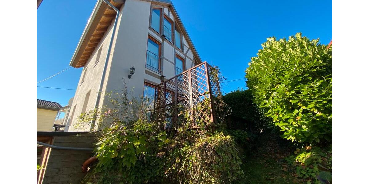 Hohenstein-Born, schönes Fachwerkhaus zu verkaufen! 4 zimmer