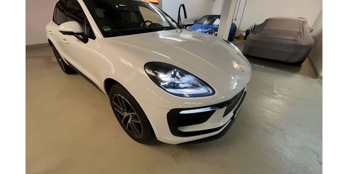 Porsche Macan 18.000 km 83.899 &euro; Wiesbaden 65185