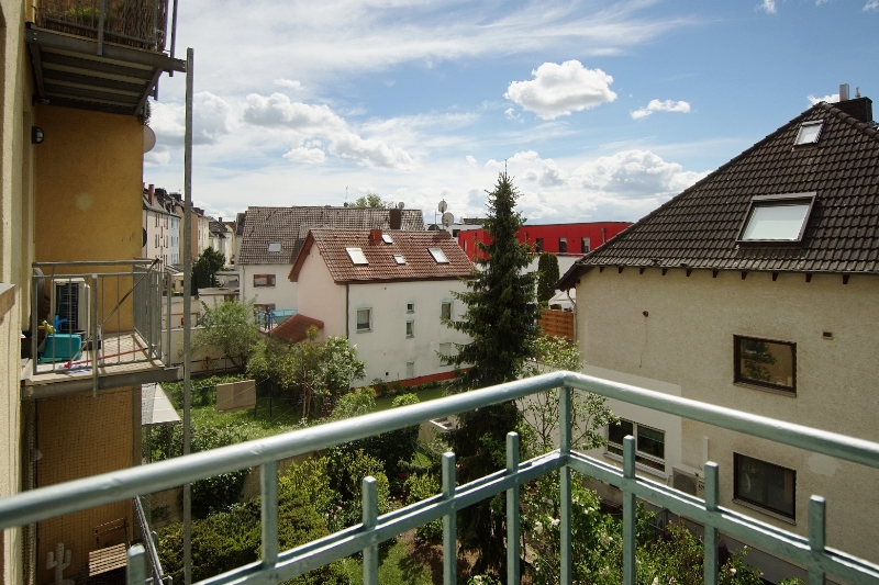 Charmante AltbauWohnung – vermietete 2-Zimmer-Wohnung in Frankfurt-Griesheim