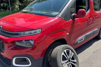 Citroen Berlingo 143.000 km 10.599 &euro; Eppstein 65817