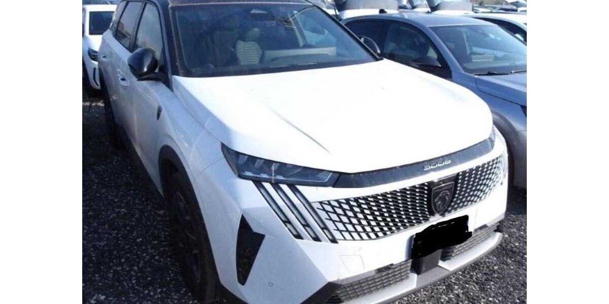 Peugeot 5008 12.986 km 32.480 &euro; Rüsselsheim 65428