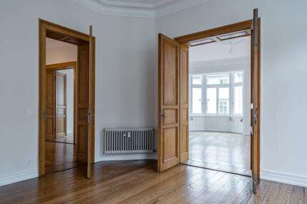 Wohnung zum Mieten in Wiesbaden 3.000 € 180 m² 5 zimmer