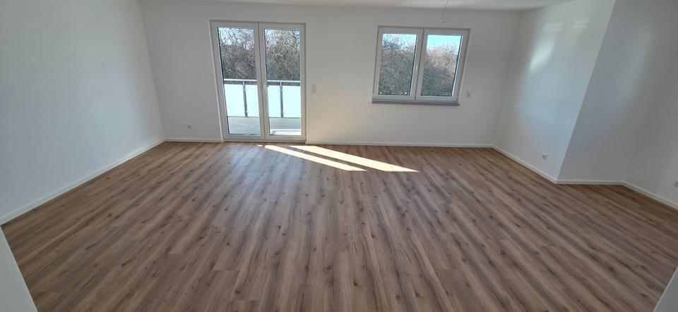 Etagenwohnung Mörfelden-Walldorf Walldorf - 2 Zimmer, 70 m&sup2;, 1.400&euro; | Angebot:26042475