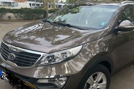 Kia Sportage 303.500 km 5.500 € Frankfurt am Main 65931