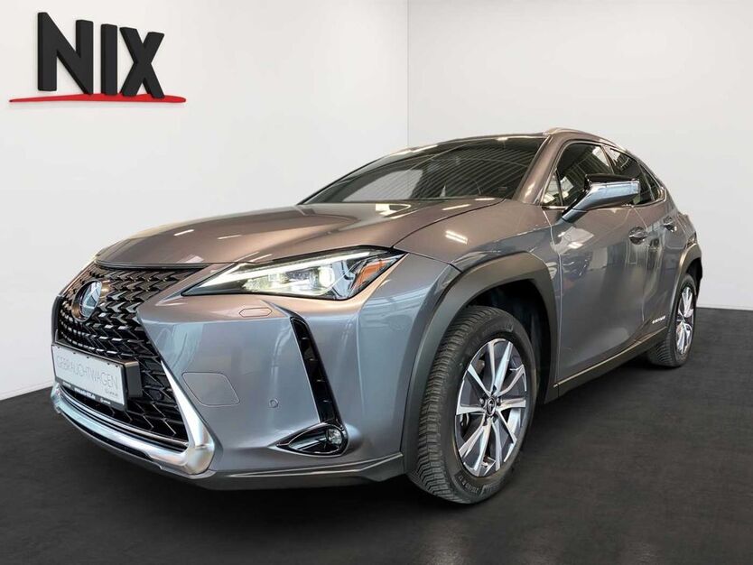 Lexus UX 26.190 km 28.850 € Frankfurt 60314