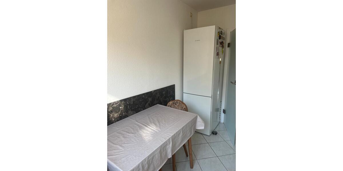 Etagenwohnung Wiesbaden Biebrich - 4 Zimmer, 92 m&sup2;, 370.000&euro; | Angebot:25924208