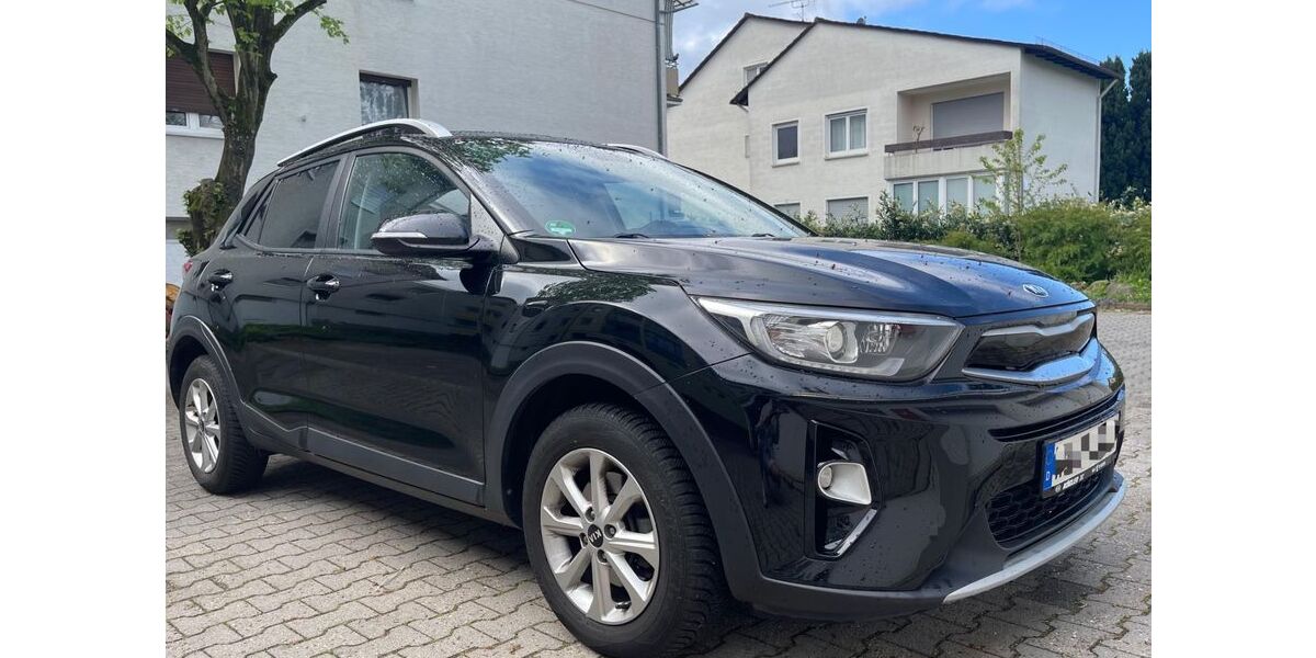 Kia Stonic 73.500 km 10.450 &euro; Wiesbaden 65191