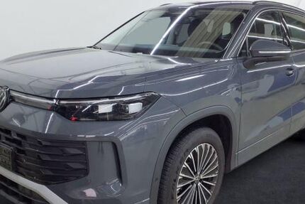 VW Tayron 24.093 km 39.580 &euro; Rüsselsheim 65428