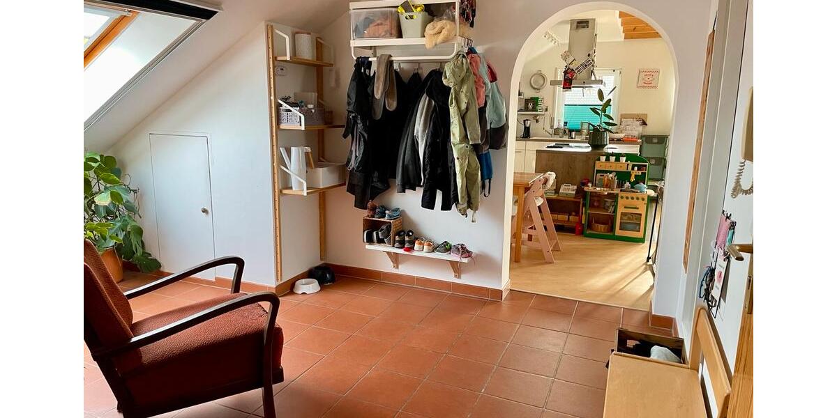 Dachgeschoßwohnung Nierstein - 4 Zimmer, 108 m&sup2;, 475.000&euro; | Angebot:24626406