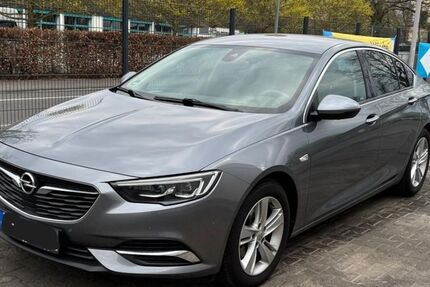 Opel Insignia 67.000 km 13.900 &euro; Hochheim am Main 65239
