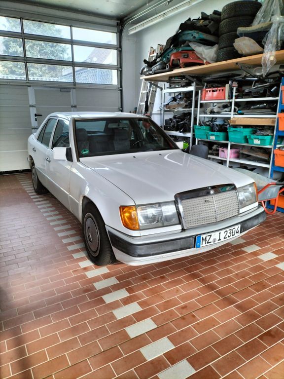 230