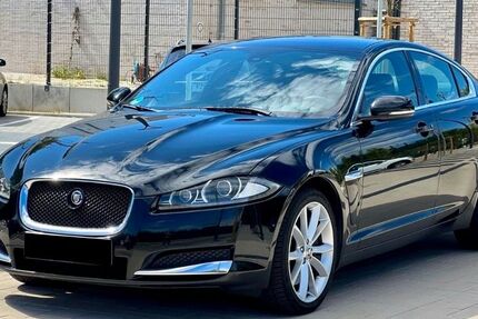 Jaguar XF 500.000 km 6.850 &euro; Wiesbaden 65187
