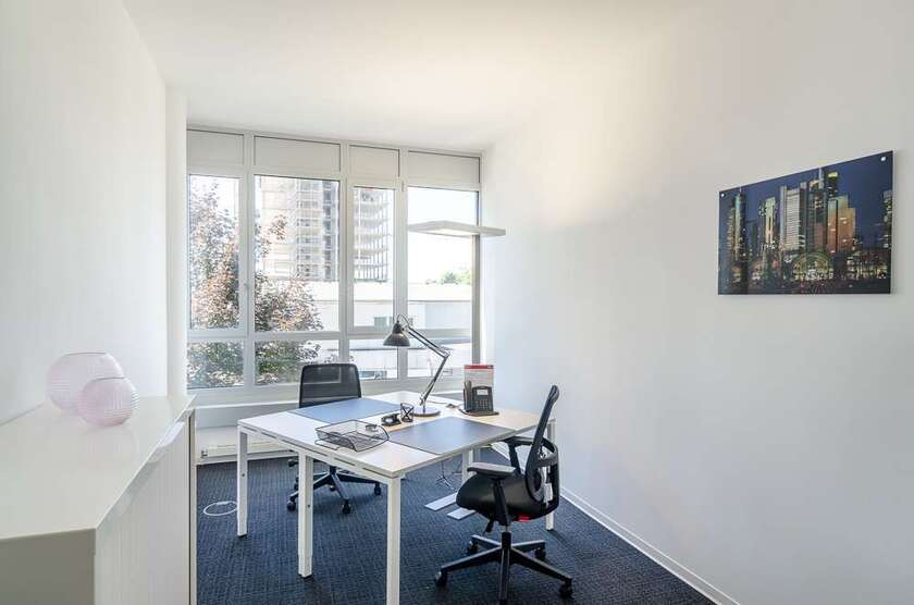 Büro in Eschborn 2.479 € 36 m²