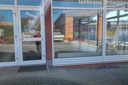 Lager . Halle, Showroom, Kfz Handel zimmer