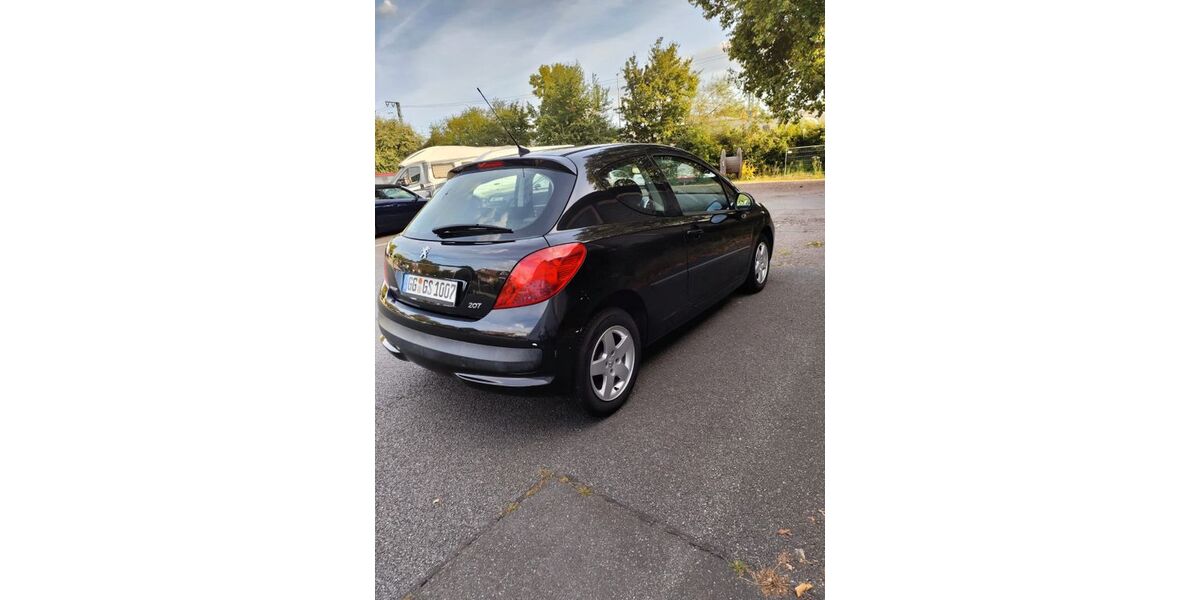 Peugeot 207 142.598 km 1.200 € Ginsheim 65462