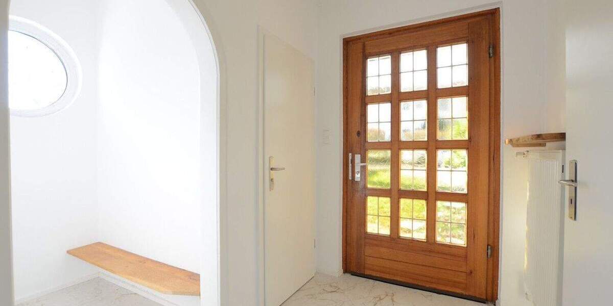 Einfamilienhaus Eschborn Niederhöchstadt - 5 Zimmer, 144 m&sup2;, 2.600&euro; | Angebot:25360556