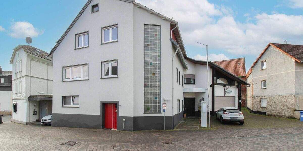 Etagenwohnung Selters OT Eisenbach Eisenbach - 6 Zimmer, 175 m&sup2;, 249.000&euro; | Angebot:25097267