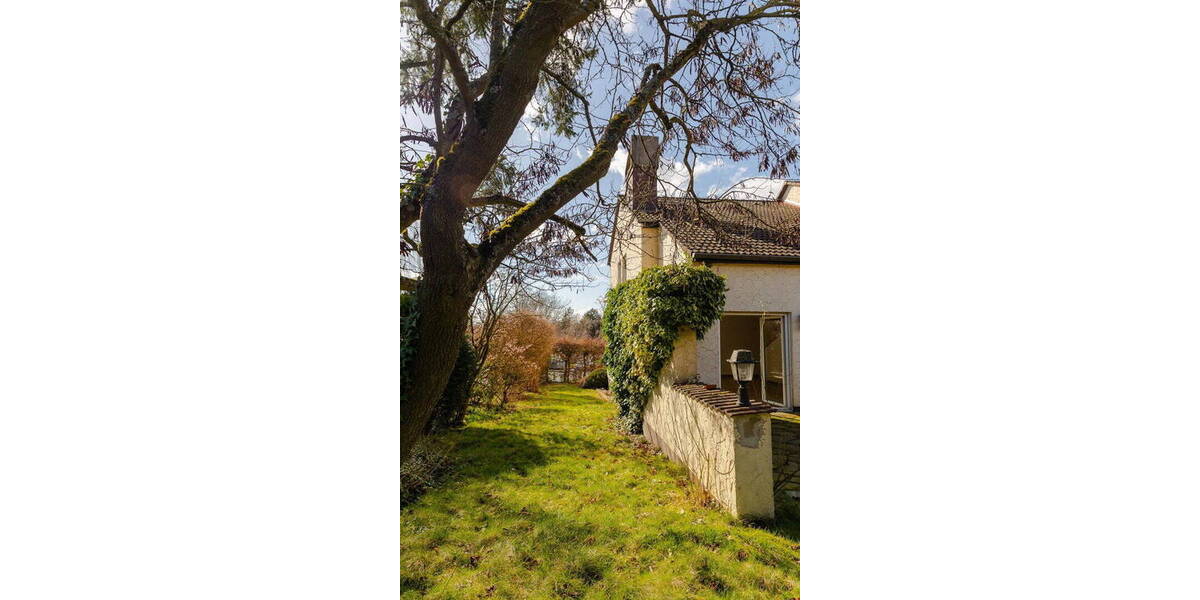 Reihenendhaus Kronberg - 6 Zimmer, 185 m&sup2;, 890.000&euro; | Angebot:26355993