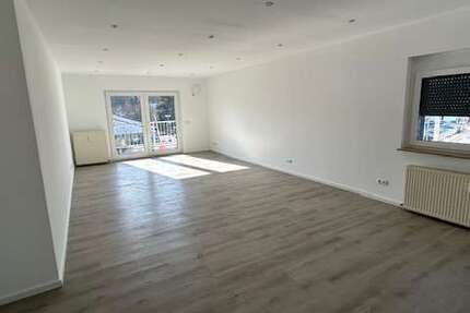 Wohnung Kriftel - 2 Zimmer, 90 m&sup2;, 1.290&euro; | Angebot:25271382