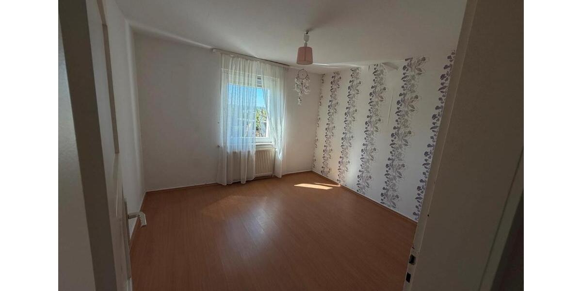 Erdgeschoßwohnung Wiesbaden Biebrich - 1 Zimmer, 55 m&sup2;, 900&euro; | Angebot:26326825