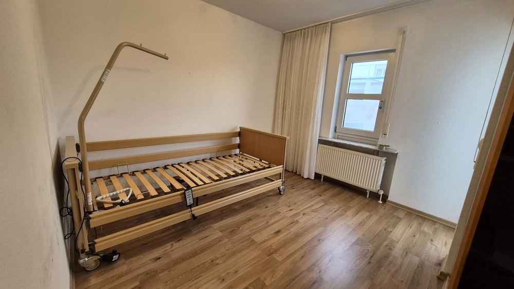 Neuer Preis ! RMH mit Garage, 2 Balkonen, Garten und Terrasse - Reihenmittelhaus Wiesbaden Klarenthal | Angebot:26348335
