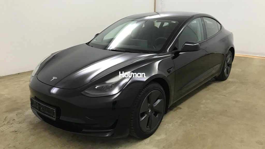 Tesla Model 3 25.053 km 27.822 &euro; Eschborn 65760
