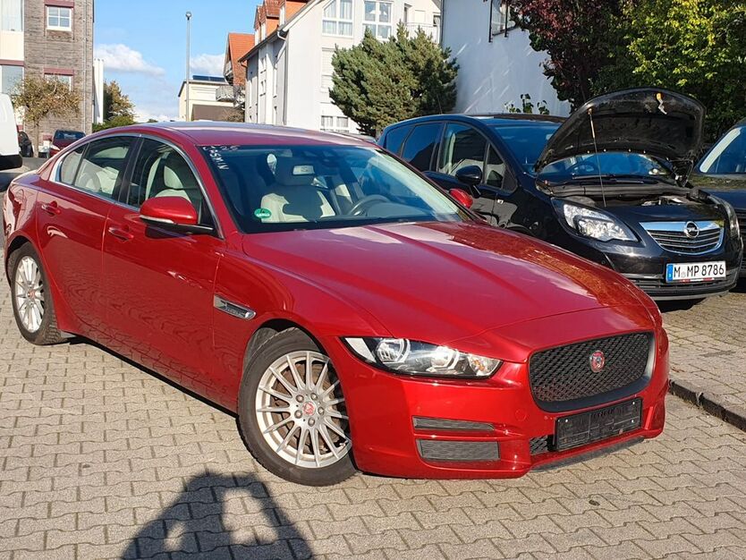 Jaguar XF 148.800 km 12.150 € Kronberg 61476