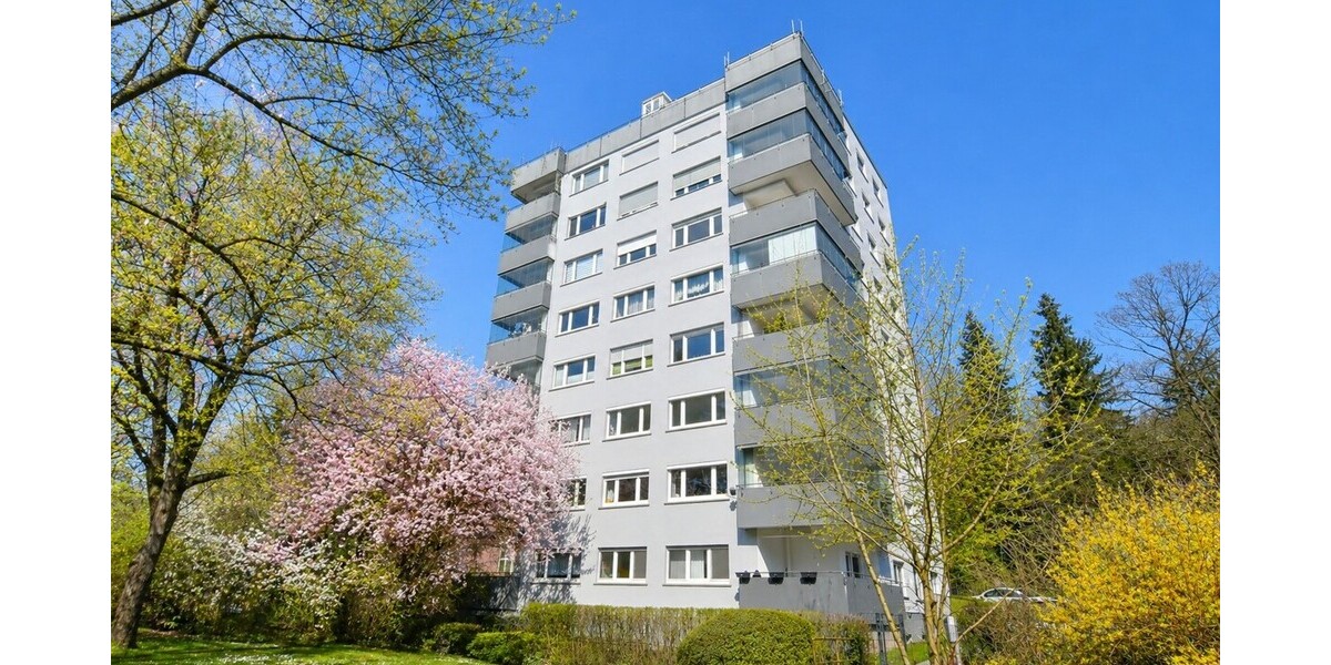 RESERVIERT! Top geschnittene 4 Zi Whg mit Lift nahe dem Kurpark - Etagenwohnung Bad Soden am Taunus | Angebot:26987424