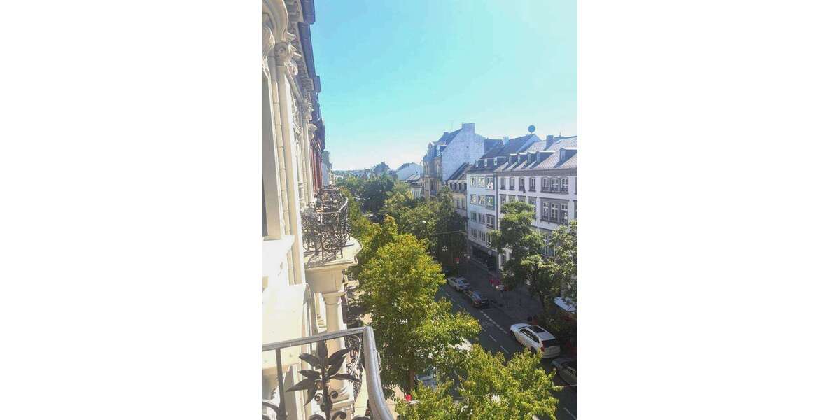 Etagenwohnung Wiesbaden - 4 Zimmer, 120 m&sup2;, 2.200&euro; | Angebot:26897004