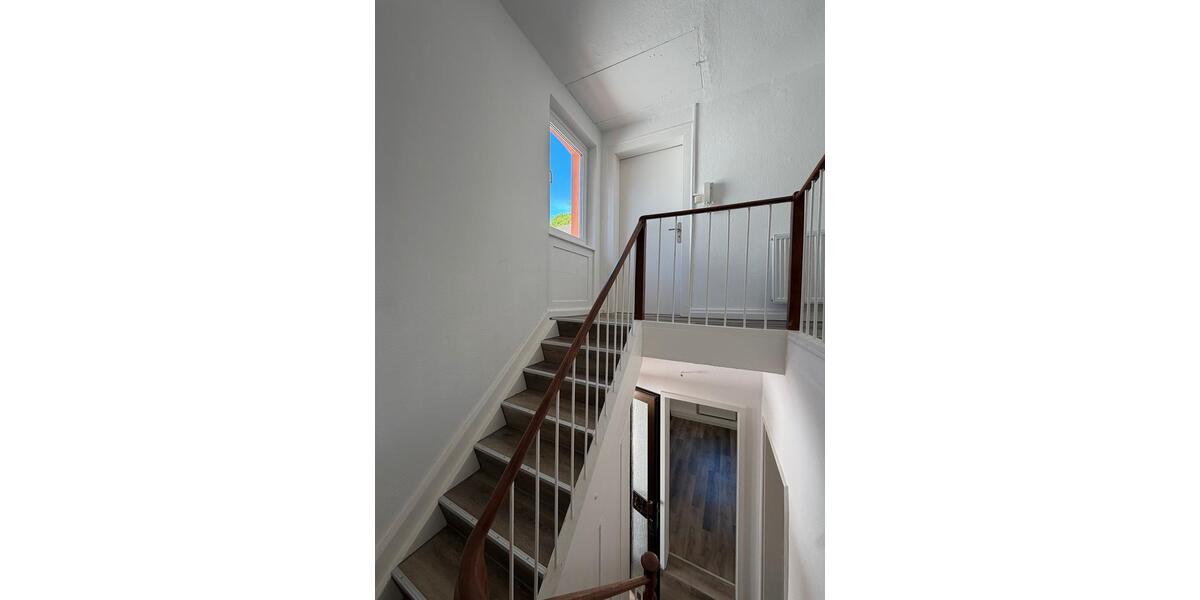 Etagenwohnung Wiesbaden Bierstadt - 4 Zimmer, 90 m&sup2;, 1.500&euro; | Angebot:26265654