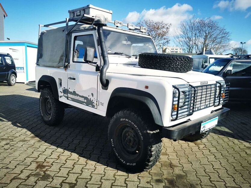 Land Rover Defender 149.000 km 28.900 € Mainz-Kostheim 55246