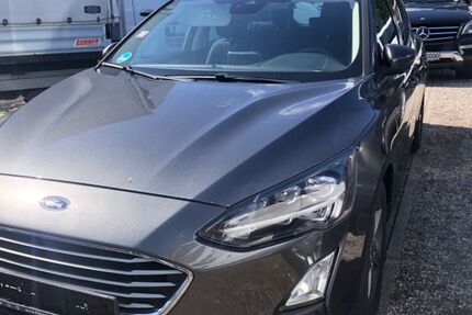 Ford Focus 137.890 km 10.300 &euro; Raunheim 65479