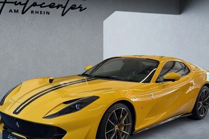 Ferrari 812 4.362 km 450.000 &euro; Lörzweiler 55296