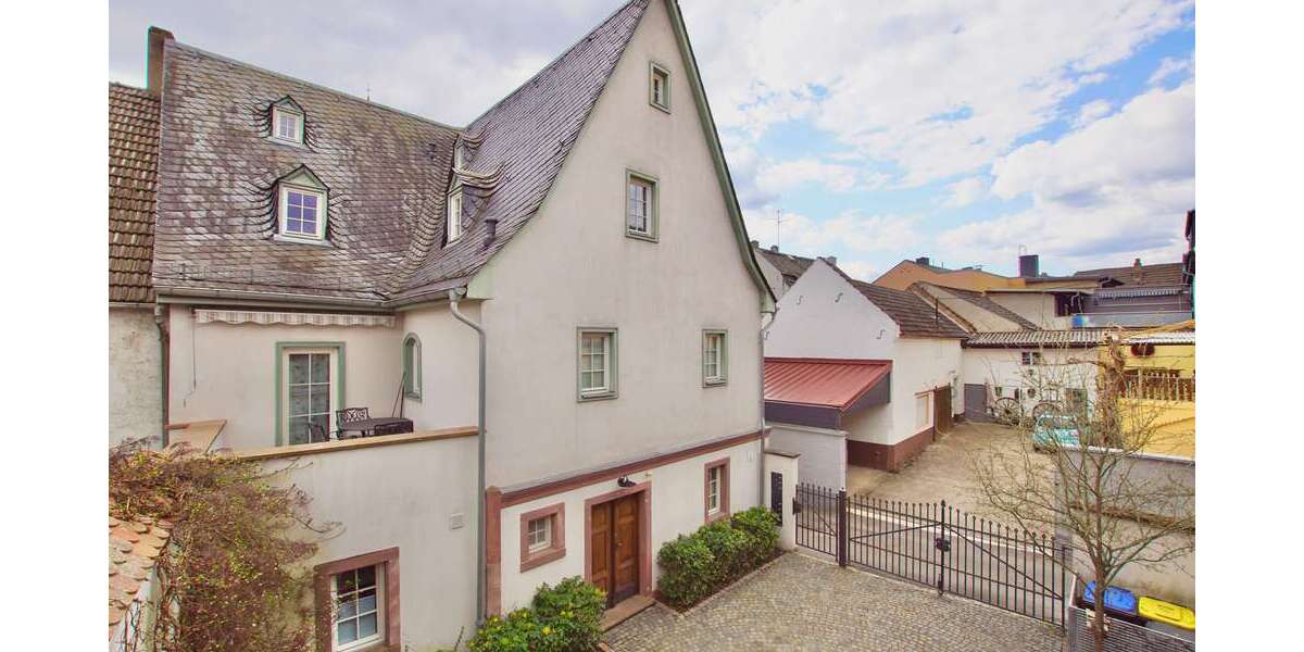 Haus zum Kaufen in Eltville am Rhein 1.690.000 € 459 m² 20 zimmer