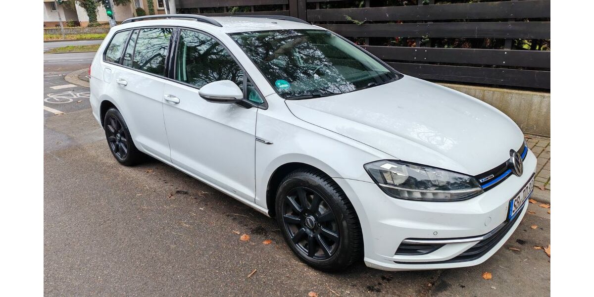 VW Golf 161.000 km 8.100 &euro; Mainz 55124